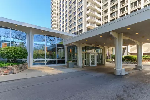 4250 N Marine Dr #2001-2003, Chicago, IL 60613