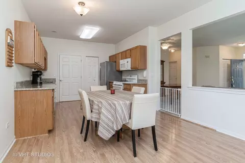21445 W Juniper Ct, Plainfield, IL 60544 photo 3