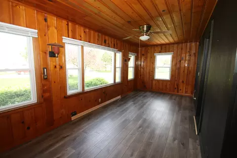 Exterior - 105 E Grove St, Capron, IL 61012 photo 4 of 7