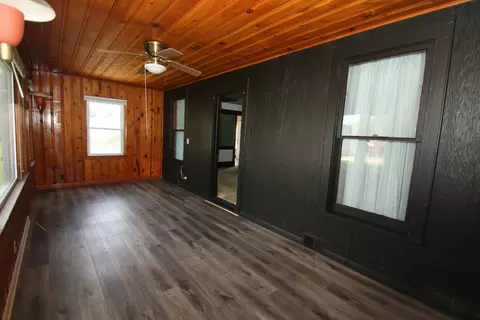 Exterior - 105 E Grove St, Capron, IL 61012 photo 3 of 7