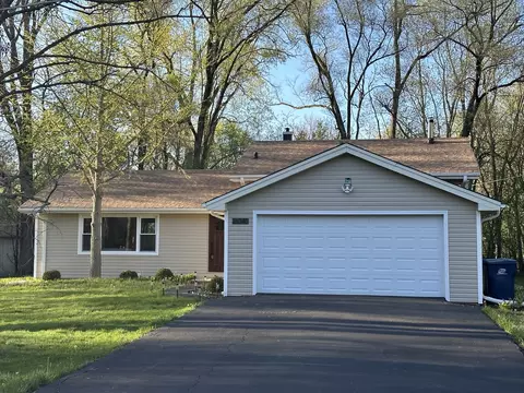 26340 W Merton Rd, Barrington, IL 60010