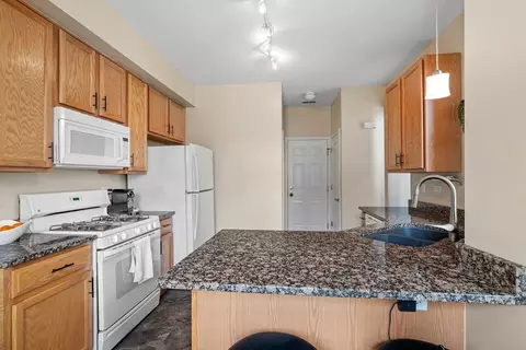 11827 Ford Ct, Plainfield, IL 60585 photo 4