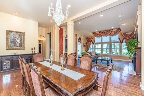 2333 Glen Eagles Ln, Riverwoods, IL 60015 photo 14