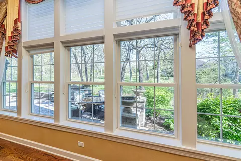 2333 Glen Eagles Ln, Riverwoods, IL 60015 photo 9