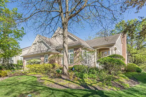 2333 Glen Eagles Ln, Riverwoods, IL 60015