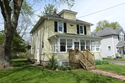 605 E Wilson St, Batavia, IL 60510