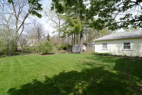 Exterior - 605 E Wilson St, Batavia, IL 60510 photo 8 of 13