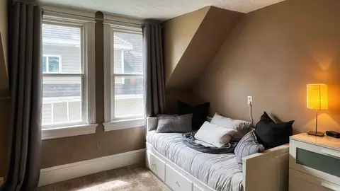 Bedroom - 101 S State St, Bloomington, IL 61701 photo 6 of 8
