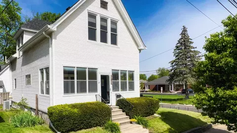 Exterior - 101 S State St, Bloomington, IL 61701 photo 2 of 11