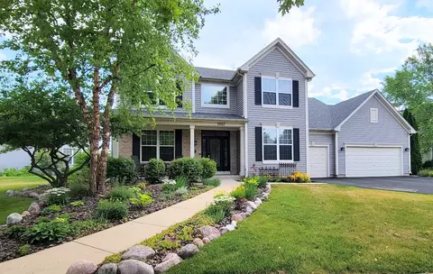 3907 Farmstead Ln, Carpentersville, IL 60110