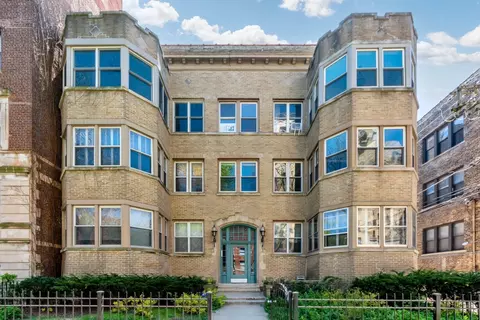 1141 W Pratt Blvd #3E, Chicago, IL 60626