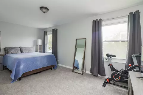 Bedroom - 1115 Monroe Dr, Bartlett, IL 60103 photo 2 of 3