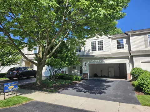 2926 Peachtree Cir #0, Aurora, IL 60502