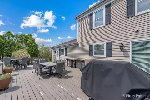 Exterior - 1405 Michelline Ct, Hoffman Estates, IL 60192 photo 13 of 14