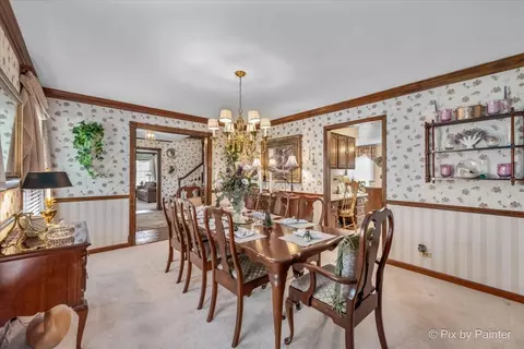 Dining - 1405 Michelline Ct, Hoffman Estates, IL 60192 photo 2 of 5