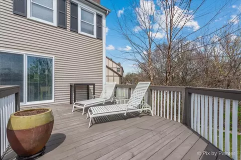 Exterior - 1405 Michelline Ct, Hoffman Estates, IL 60192 photo 11 of 14