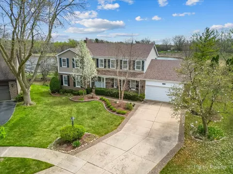 View/Area - 1405 Michelline Ct, Hoffman Estates, IL 60192 photo 5 of 12