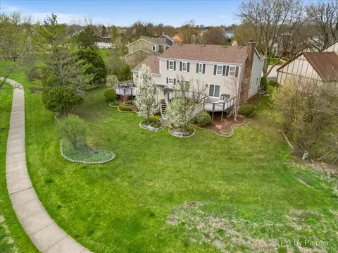 View/Area - 1405 Michelline Ct, Hoffman Estates, IL 60192 photo 8 of 12