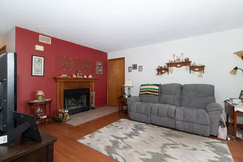 2018 Tracy Dr #1, Bloomington, IL 61704 photo 3