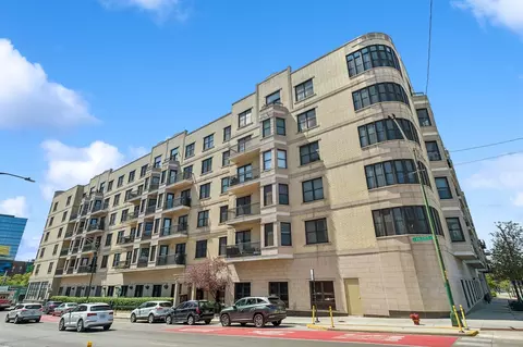 520 N Halsted St #304, Chicago, IL 60642