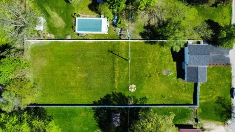 View/Area - 6 S230 4th St, Eola, IL 60519 photo 2 of 3