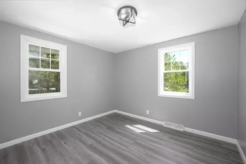 Bedroom - 6 S230 4th St, Eola, IL 60519 photo 2 of 3