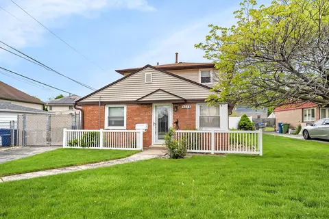 4968 Paxton Rd, Oak Lawn, IL 60453