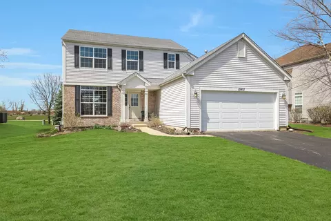 10957 Manhattan Dr, Huntley, IL 60142