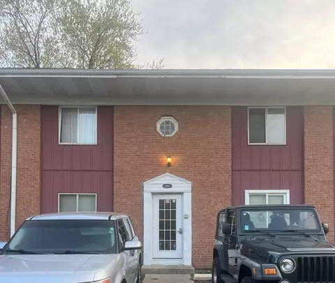 1351 Monomoy St #C3, Aurora, IL 60506