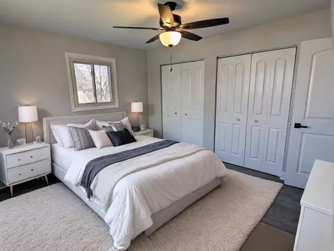 Bedroom - 3202 Hawk Ln, Rolling Meadows, IL 60008 photo 2 of 4
