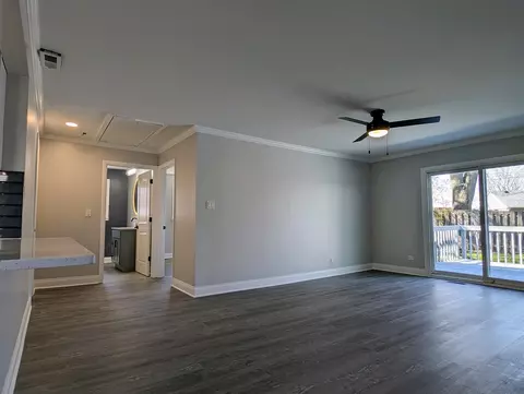 Living - 3202 Hawk Ln, Rolling Meadows, IL 60008 photo 4 of 6