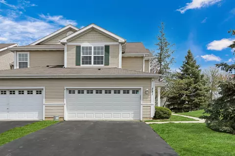 381 N Carlisle Ct, Round Lake, IL 60073