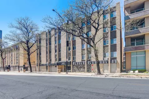 5420 N Sheridan Rd #201, Chicago, IL 60640