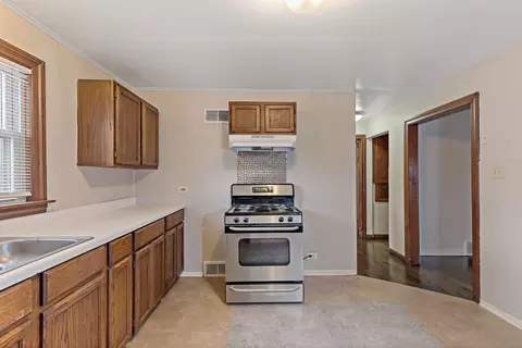 29 E 152nd St, Harvey, IL 60426 photo 5
