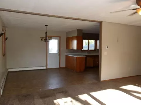 1817 3rd Ave, Sterling, IL 61081 photo 4