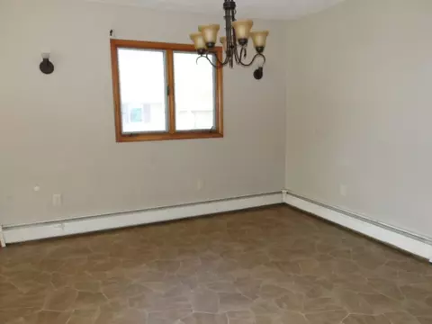 1817 3rd Ave, Sterling, IL 61081 photo 9