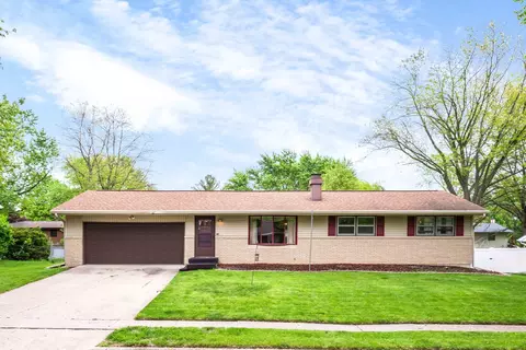 204 S Bone Dr, Normal, IL 61761
