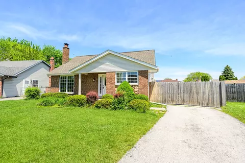 12855 S Apple Ln, Alsip, IL 60803
