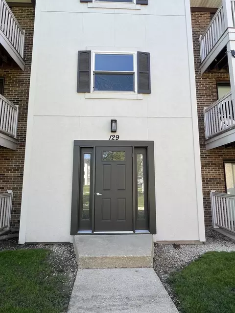 Exterior - 129 Gregory St #5, Aurora, IL 60504 photo 7 of 13