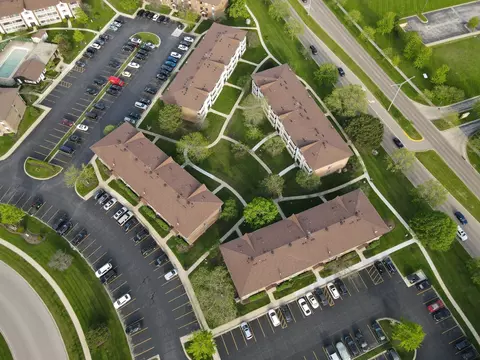 View/Area - 129 Gregory St #5, Aurora, IL 60504 photo 6 of 12