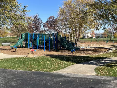 Other - 129 Gregory St #5, Aurora, IL 60504 photo 1 of 10