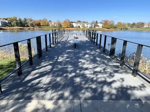 View/Area - 129 Gregory St #5, Aurora, IL 60504 photo 5 of 12