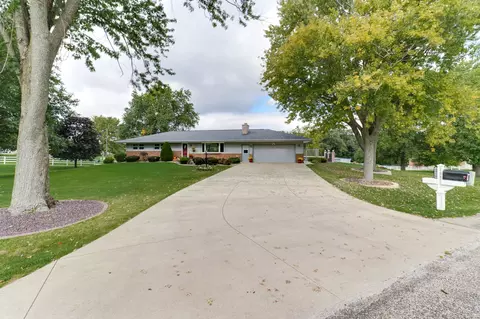 Exterior - 8560 N 2100 East Rd, Downs, IL 61736 photo 21 of 21