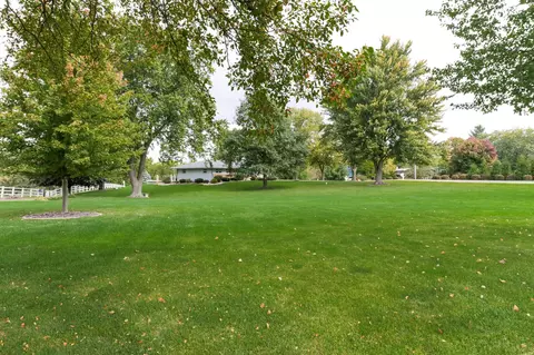 Exterior - 8560 N 2100 East Rd, Downs, IL 61736 photo 18 of 21