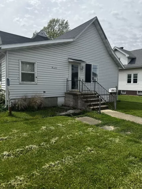 417 N Macon St, Bement, IL 61813