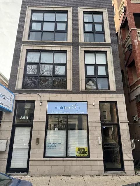 850 N Damen Ave #1R, Chicago, IL 60622