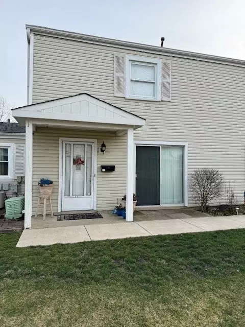 334 Donna Ct UNIT B, Bartlett, IL 60103