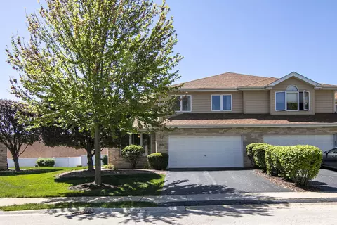 18204 Glen Swilly Cir, Tinley Park, IL 60477