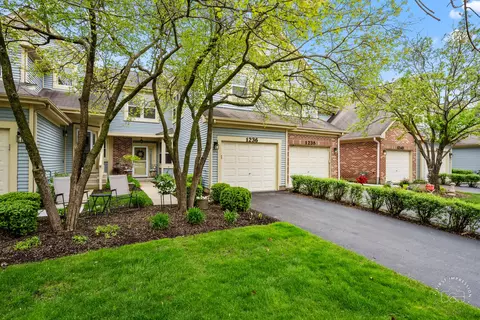 1236 Tennyson Ln #1236, Naperville, IL 60540
