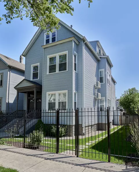 1649 N Richmond St, Chicago, IL 60647